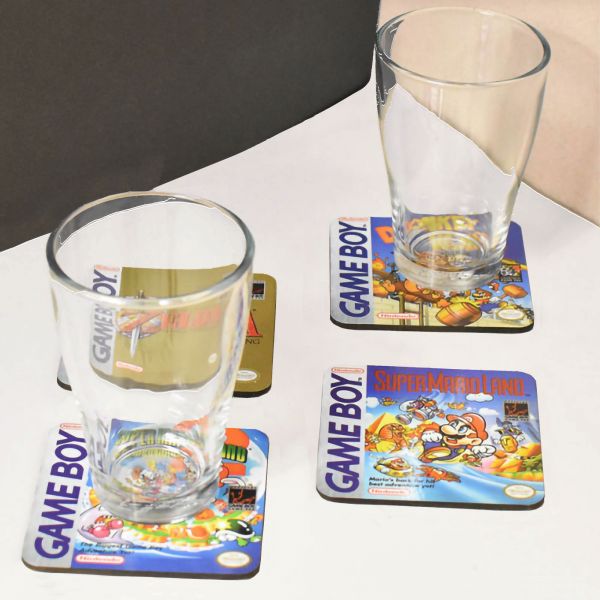 4 sous verres Gameboy Nintendo dans coffret cadeau