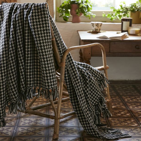 Plaid à franges 130x160 cm Polyéthylène Téréphtalate Gaspard